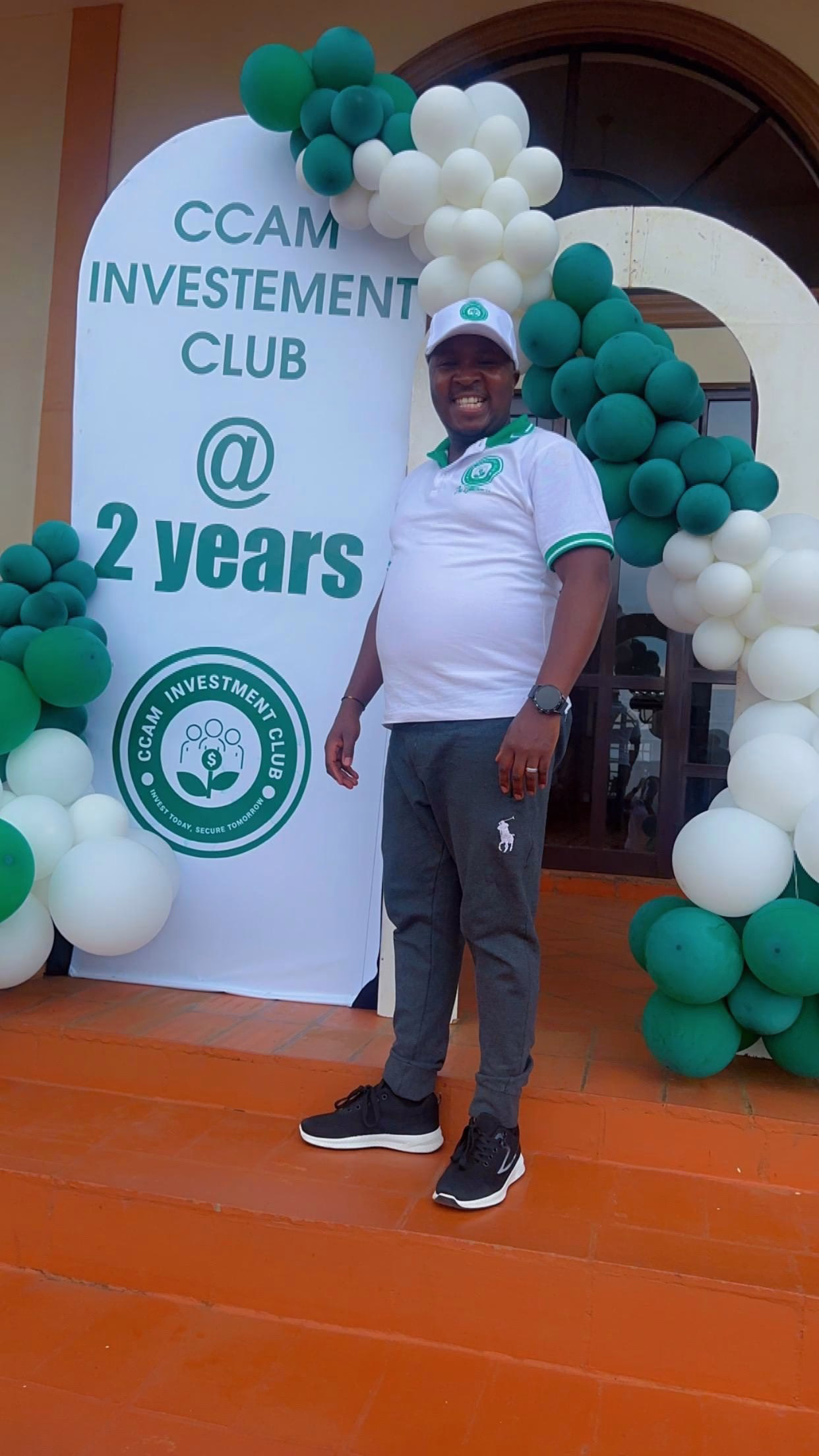 The club’s two-year anniversary: 2years member 02