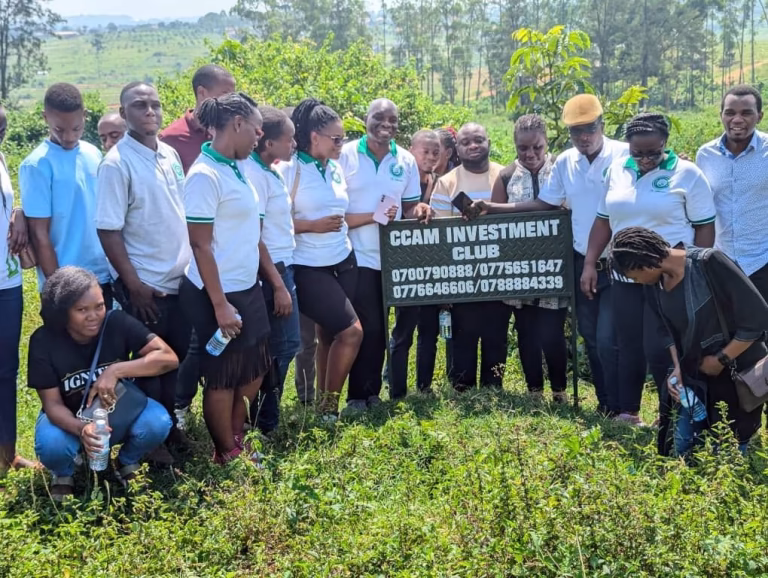 Members at the Mairye land visit: group 11